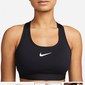 Nike Swoosh Medium Support Sports Bra